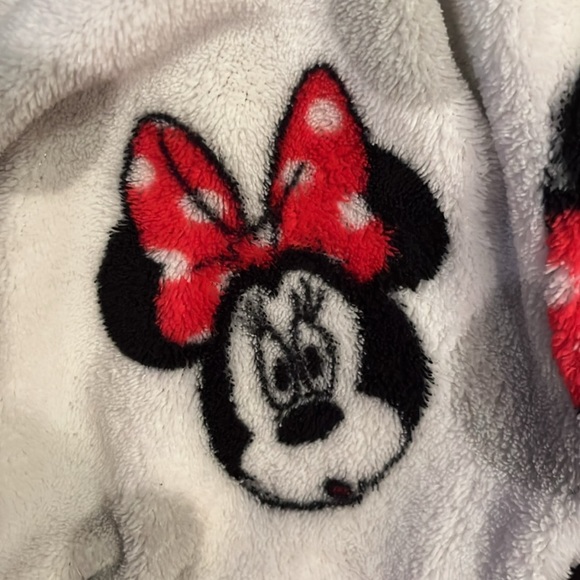 Minnie Mouse Fleece Robe - Picture 3 of 4